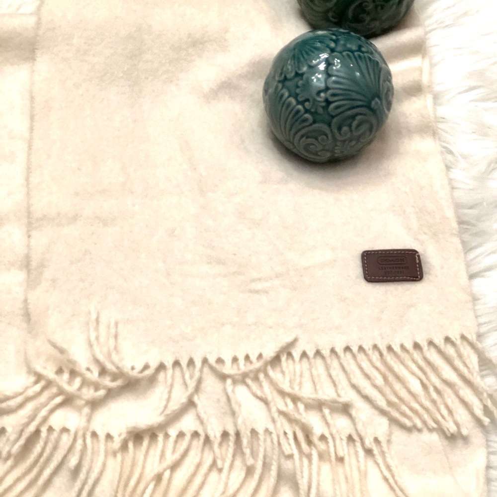 Scarf - Picture 3 of 6